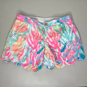 Lilly Pulitzer Scallop Shorts Size 0 thumbnail 2