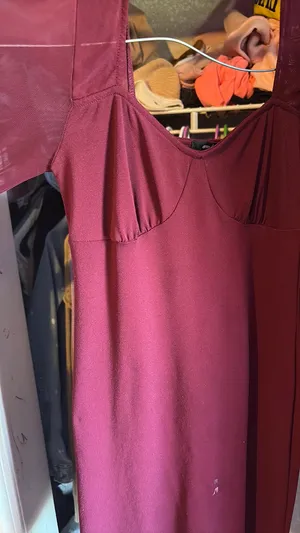 dark red dress thumbnail 1