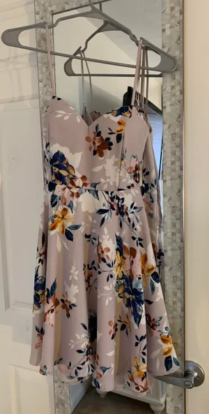 Windsor Lilac/Light Purple Floral Tie-Back Bow Mini Dress thumbnail 2