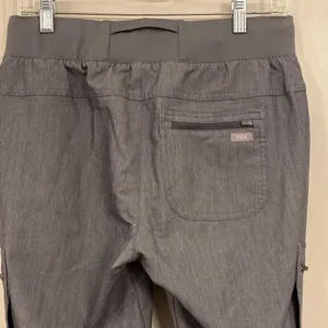 Figs scrub pants size small thumbnail 3