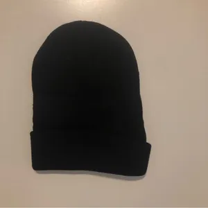 Carhartt black hat new Without tags thumbnail 3