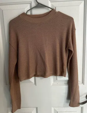Knitted Brown Long Sleeve thumbnail 1