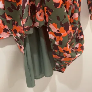 J. Crew Floral Dress Size 2 thumbnail 5