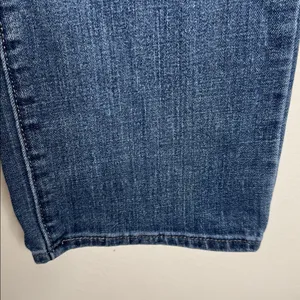Levi's Classic Straight Medium Wash Blue Jeans size 12 thumbnail 3