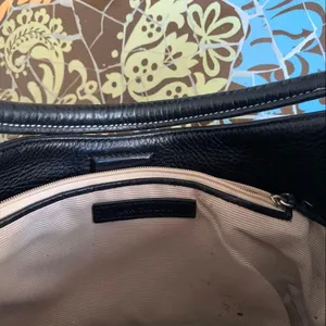 ANN TAYLOR LEATHER SHOULDER BAG thumbnail 3
