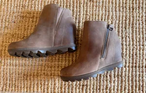 Sorel Joan Of Arctic Wedge II Zip Ankle Boots Beige US 7 EUR 38 thumbnail 6