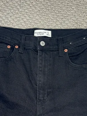 NWOT Abercrombie & Fitch 90’s Ultra Highrise Straight leg Jean 27 black thumbnail 5