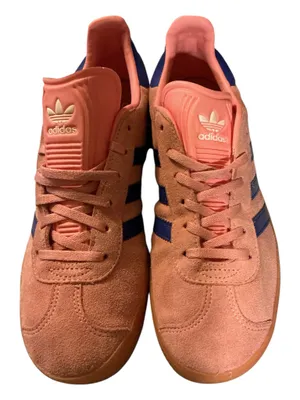 adidas Originals Gazelle J Semi Pink Spark Lucid Blue IG9153 Size 7Y (Women’s 8-8.5) thumbnail 2