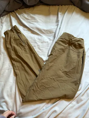 Lululemon Men’s Joggers thumbnail 1