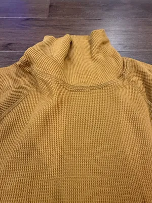 Everlane Mustard Waffle-Knit Turtleneck Sweater Size Large - C68-018 thumbnail 3
