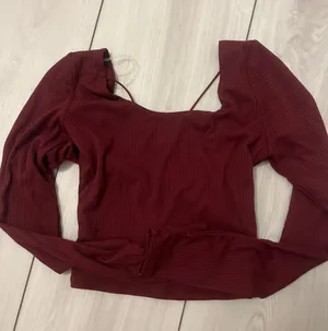 Maroon Top thumbnail 1