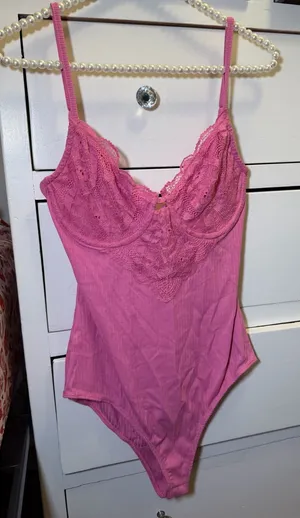 Promesa Romantic Rendezvous Lace Teddy Bodysuit Bubble gum pink New thumbnail 1