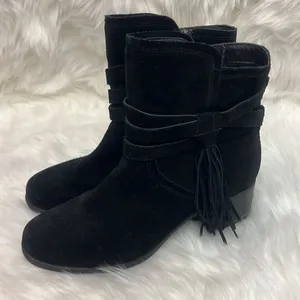 Koolaburra by UGG Women's Kenz Black Suede Tassel‎ Ankle Boots, Size 9 D23 thumbnail 3