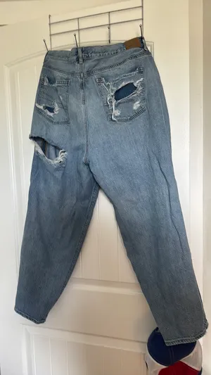 American Eagle Jeans thumbnail 2