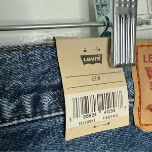 NWT Levi's 501 Shorts High Rise 100% Cotton‎ Distressed 22W Streetwear 90s thumbnail 4