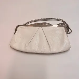 HOBO International Pearl Metallic Leather Frame Clutch Chain Shoulder Bag thumbnail 6