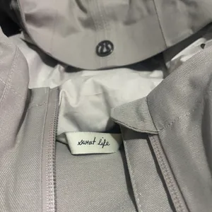 Lululemon Jacket thumbnail 8