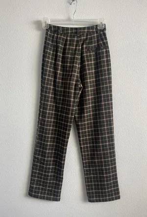 Brandy Melville Green Plaid Trousers thumbnail 5