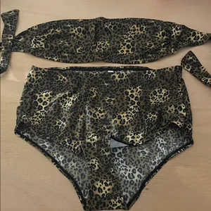 Free with Bundle New Women’s Leopard Print Bikini Set High rise size Large thumbnail 6