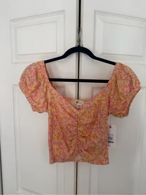NWT Billabong Pretty Sweet Top Orange Pink Floral Crop Top Puff Sleeve Medium thumbnail 4