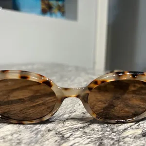 Tortoise Shell Sunglasses Brown thumbnail 2