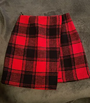 SheIn Plaid Skirt thumbnail 1