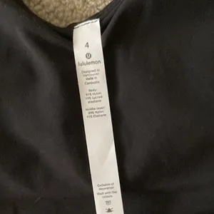 Lululemon Align Tank Black Size 4 Nulu Original Version 2020 Thin Strap Like New thumbnail 2