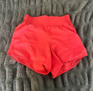 Lululemon Hotty Hot thumbnail 1