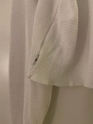Aritzia Shirt thumbnail 3