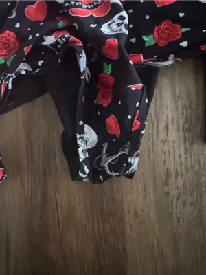 As Rose Rich One-Piece Swimsuit with Red Rose & Skull Print thumbnail 5