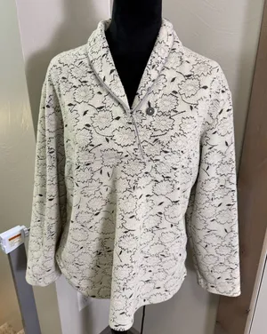Woolrich Ecru‎ 7088 Winter Embroidered Print Fleece 1/4 Button Pullover Cream L thumbnail 1