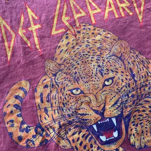 Def Leppard Pyromania 1983 Tour Graphic T-shirt thumbnail 3