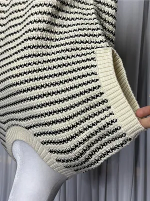 Striped Cream & Black Short-Sleeve Knit Sweater Size M thumbnail 6