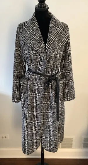 Nice,soft,very COMFY trench coat/long jacket 🖤🤍🖤 thumbnail 1