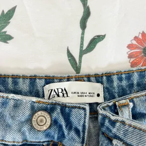 Zara Blue Distressed Jean Shorts thumbnail 2