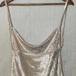Free People Intimates Small All Night Velvet Camisole Champagne Cowl Neck thumbnail 4
