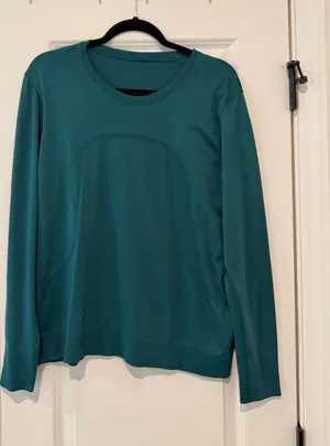 Lululemon Swiftly Relaxed Long Sleeve thumbnail 1