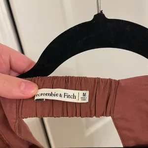 Abercrombie & Fitch Cut Out Puff Sleeve Midi Dress Brown Sz Medium thumbnail 6