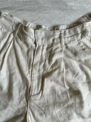 NWT Abercrombie & Fitch Women's High-Rise White Linen-Blend Shorts thumbnail 2