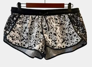 Fabletics Women’s Running Shorts Size M thumbnail 1