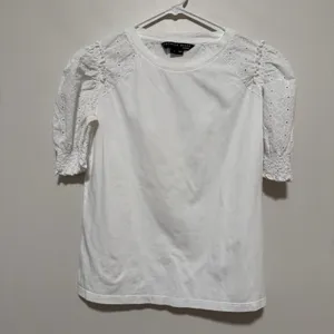 Veronica Beard Marcia White Eyelet Puff Sleeve T-Shirt Size Small thumbnail 3