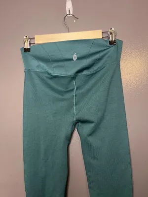 FP Movement Good Karma Leggings Womens M/L Green High Rise Ankle Pants Yoga thumbnail 5