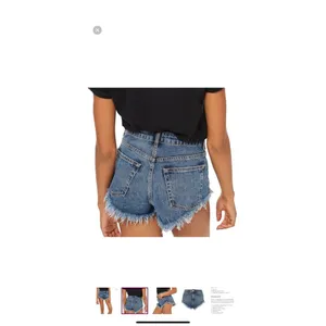 NWOT Topshop Kiri High Rise Curved Frayed Raw Hem Cut Off Denim Jeans Shorts 6 thumbnail 3