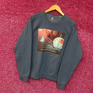 Cinderella Disney Animated Studios Movie Princess Crewneck L thumbnail 3