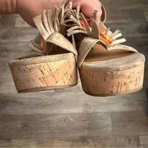 Unbridled by Ariat Beaded Tan Wedge Sandals 8 thumbnail 9