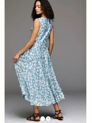 Anthropologie ASTR The Label Emmery V-Neck Midi Dress thumbnail 3