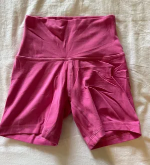 Aritzia biker shorts thumbnail 1