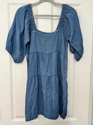 Hunter & Brown Chambray Square Neck Puff Sleeve Tiered Babydoll Mini Dress Med thumbnail 2
