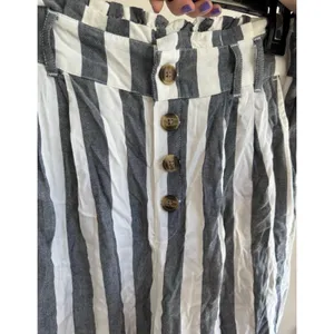 NWT American Eagle Navy and White Striped Viscose Pants Women’s M Beach Vacation thumbnail 3
