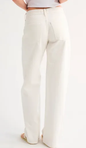 Abercrombie Low-Rise Jeans thumbnail 2